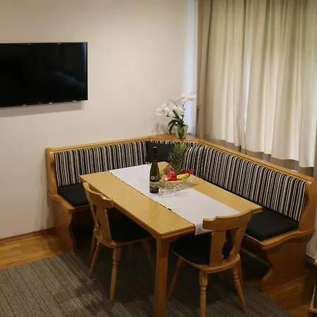 Brigitta Sankt Leonhard im Pitztal